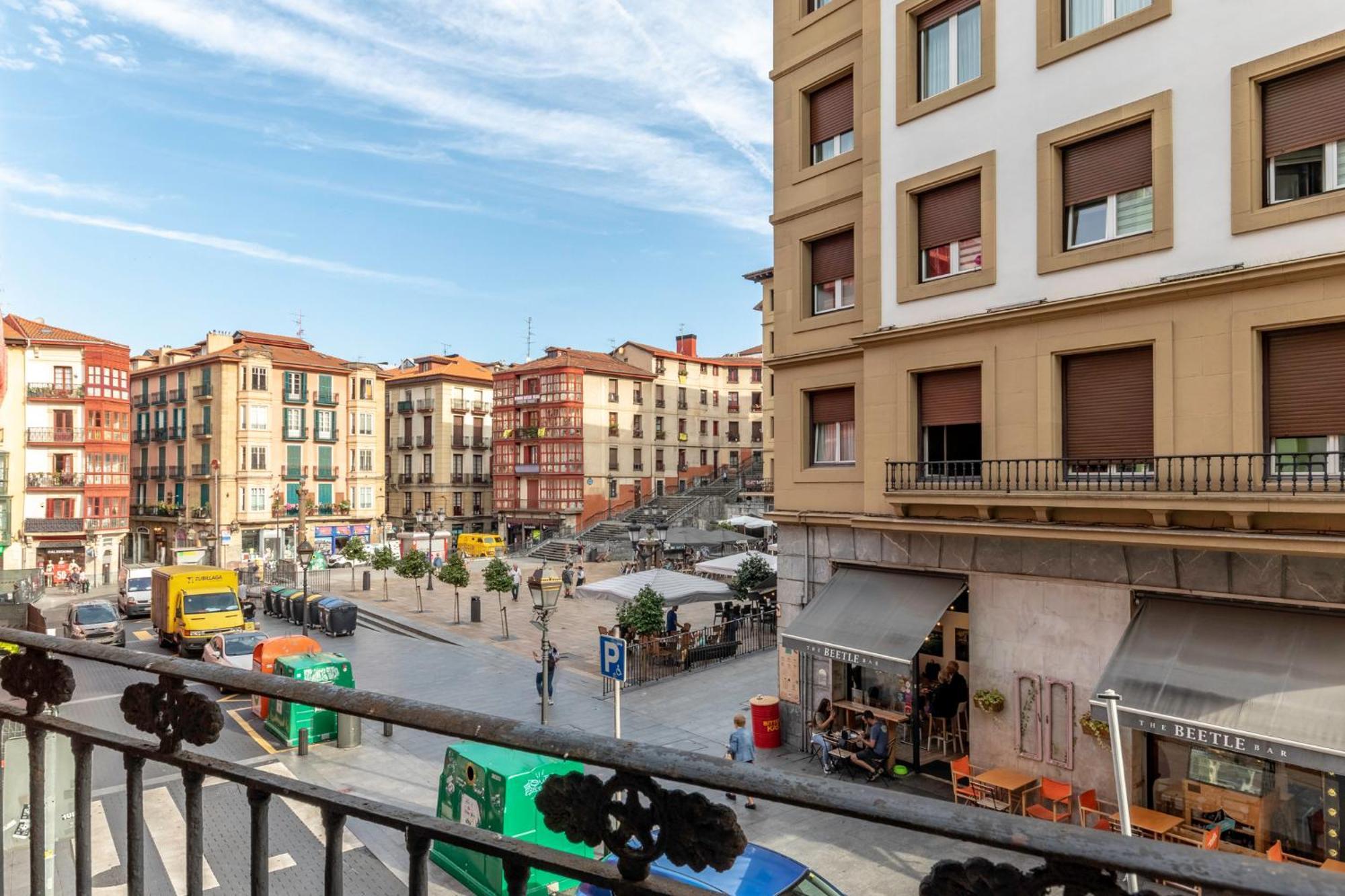 Plaza Unamuno - Casco Viejo - Parking Opcional Bilbao Extérieur photo